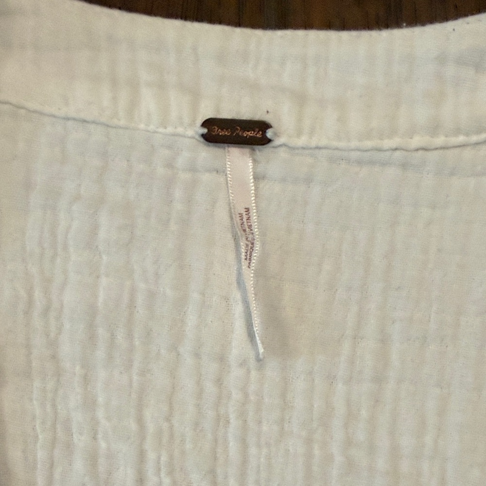 We The Free White Gauze Button-Front Henley Top - Picture 3 of 4